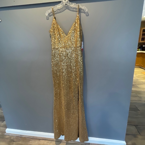 Mac Duggal  Sequin Gown – Antique Gold, Size 8 | Formal Prom Gala Dress - Picture 3 of 7
